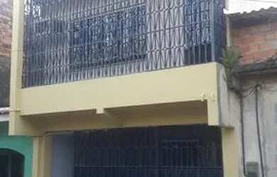 Imagem: A casa possui 3 Dormitórios, 4 Banheiros, 2 Vagas na garagem