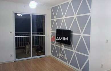 Imagem: O apartamento possui 3 Dormitórios, 1 Banheiro, 1 Vaga na garagem