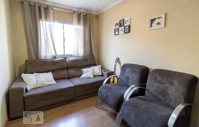 Imagem: O apartamento possui 2 Dormitórios, 1 Banheiro, 1 Vaga na garagem