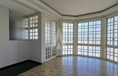 Imagem 14: Apartamento localizado no bairro Iririú, composto por 2 quartos, cozinha...