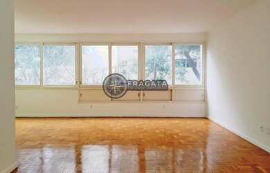 Imagem: O apartamento possui 4 Dormitórios, 4 Banheiros, 2 Vagas na