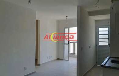 Imagem: O apartamento possui 2 Dormitórios, 1 Banheiro, 1 Vaga na garagem