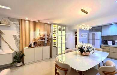 Imagem: O apartamento possui 3 Dormitórios, 2 Banheiros, 1 Vaga na