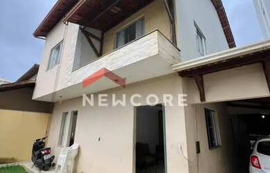 Imagem: A casa possui 5 Dormitórios, 4 Banheiros, 5 Vagas na garagem