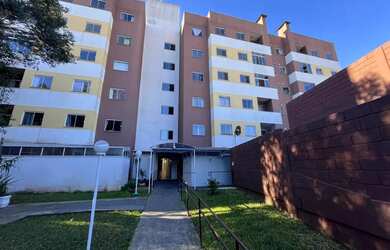 Imagem: O apartamento possui 3 Dormitórios, 1 Banheiro, 1 Vaga na garagem