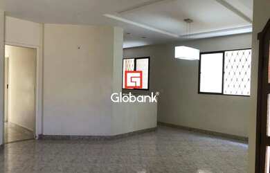 Imagem 5: Casa em Montes Claros, no bairro Cândida Câmara, à venda