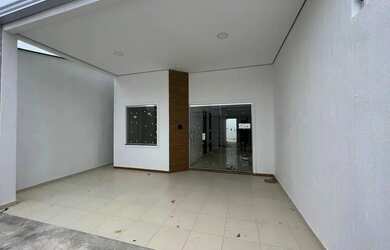 Imagem: A casa em condomínio possui 2 Dormitórios, 1 Banheiro, 2 Vagas