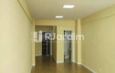 Imagem: O depósito possui 36m² de Área e está localizado em Copacabana