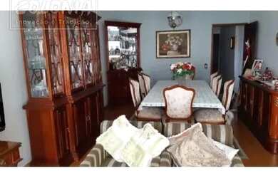 Imagem: O apartamento possui 2 Dormitórios, 3 Banheiros, 1 Vaga na