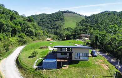 Imagem 6: Casa Alto Padrão em Área Rural Vista Surreal Porteira Fechada