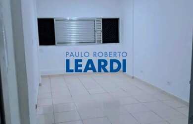 Imagem: O apartamento possui 1 Dormitório, 1 Banheiro e 34m² de Área