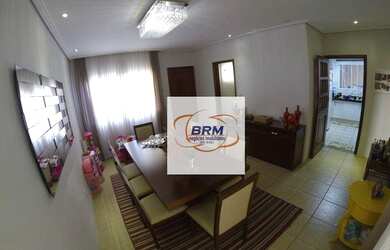 Imagem: A casa em condomínio possui 3 Dormitórios, 3 Banheiros, 2