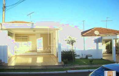 Imagem: A casa em condomínio possui 3 Dormitórios, 3 Banheiros, 2