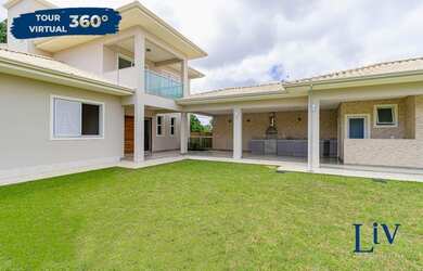 Imagem: A casa em condomínio possui 4 Dormitórios, 5 Banheiros, 4