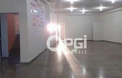 Imagem: O depósito possui 4 Vagas na garagem, 514m² de Área e está