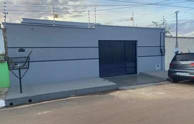 Imagem: Vendo ou troco por veículos está linda casa