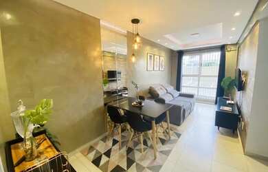 Imagem: O apartamento possui 2 Dormitórios, 1 Banheiro, 1 Vaga na garagem