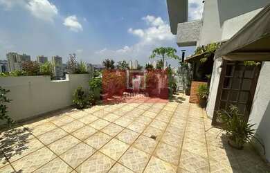 Imagem: O apartamento na cobertura possui 3 Dormitórios, 2 Banheiros