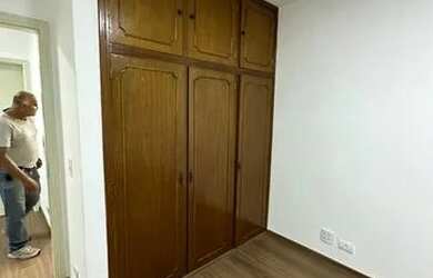 Imagem: O apartamento possui 4 Dormitórios, 3 Banheiros, 1 Vaga na