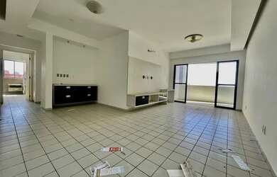 Imagem: O apartamento possui 4 Dormitórios, 4 Banheiros, 2 Vagas na