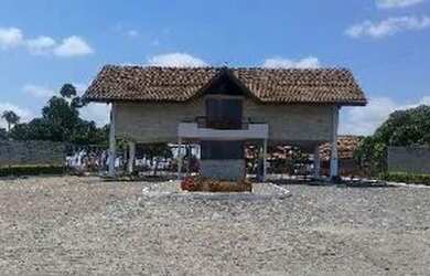 Imagem: O terreno possui 390m² de Área e está localizado em Limoeiro