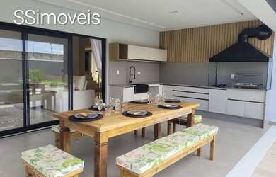 Imagem: A casa em condomínio possui 4 Dormitórios, 5 Banheiros, 3