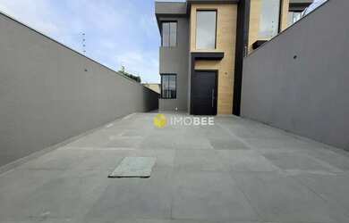 Imagem: A casa em condomínio possui 3 Dormitórios, 3 Banheiros, 2