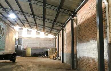 Imagem: O depósito possui 800m² de Área e está localizado em Jardim