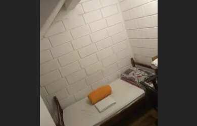 Imagem: O quarto e está localizado em Córrego Grande, Florianópolis