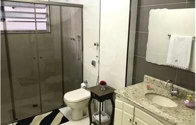 Imagem 15: Vende-se apartamento em prédio de 5 andares com 130m² de área útil,...