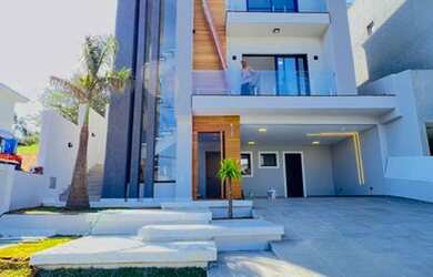 Imagem: A casa em condomínio possui 3 Dormitórios, 5 Banheiros, 5