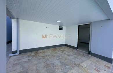 Imagem 14: Casa com 460m² 5 Quartos Piscina e 6 Vagas em Piedade à venda