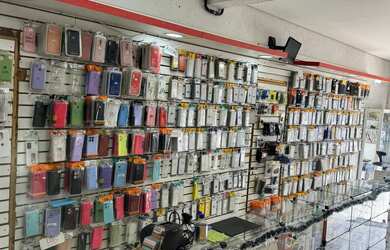 Imagem: O depósito possui 2 Vagas na garagem, 60m² de Área e está