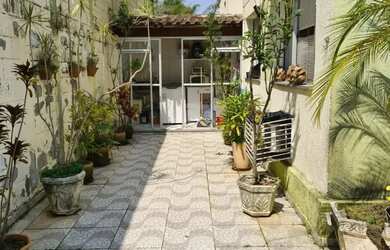 Imagem 11: Apartamento Padrão , com 2 quartos e 1 banheiros à Venda, 59 m² em...