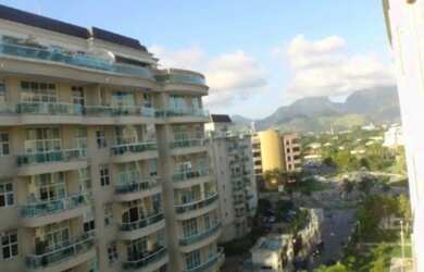 Imagem: O depósito possui 2 Vagas na garagem e 93m² de Área e está