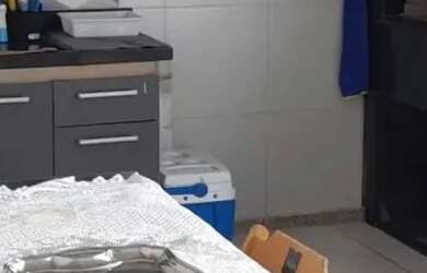 Imagem 7: Imóvel para aluguel possui 250000 metros quadrados com 3 quartos em Aleixo...