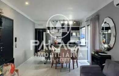 Imagem: A casa possui 3 Dormitórios, 1 Banheiro, 2 Vagas na garagem