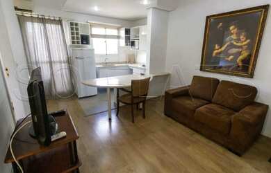 Imagem: O studio possui 1 Dormitório, 1 Banheiro, 1 Vaga na garagem