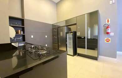 Imagem 9: Apartamento quadra mar com 3 suítes e 3 vagas de garagem - Meia Praia/SC