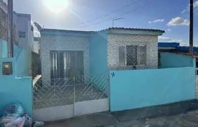 Imagem: A casa possui 3 Dormitórios, 2 Banheiros, 71m² de Área, Imóvel