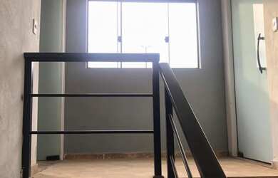 Imagem: O apartamento possui 2 Dormitórios, 1 Banheiro e está localizado