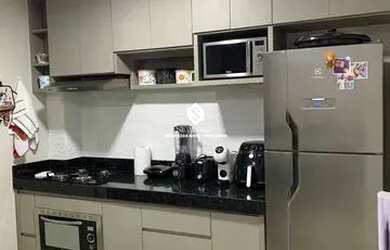 Imagem: O apartamento possui 2 Dormitórios, 1 Banheiro, 1 Vaga na garagem