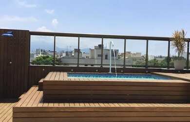 Imagem: O apartamento na cobertura possui 3 Dormitórios, 5 Banheiros