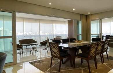 Imagem: O apartamento possui 3 Dormitórios, 5 Banheiros, 4 Vagas na