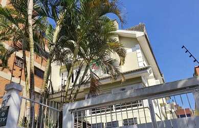 Imagem: A casa em condomínio possui 3 Dormitórios, 2 Banheiros, 2