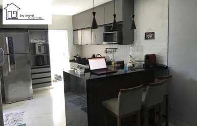 Imagem: A casa possui 3 Dormitórios, 5 Banheiros, 1 Vaga na garagem