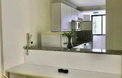 Imagem: O apartamento possui 2 Dormitórios, 1 Banheiro, 1 Vaga na garagem