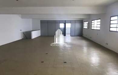 Imagem: O depósito possui 460m² de Área e está localizado em Jardim