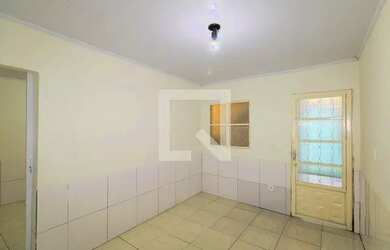 Imagem: A casa possui 1 Dormitório, 1 Banheiro, 60m² de Área e está