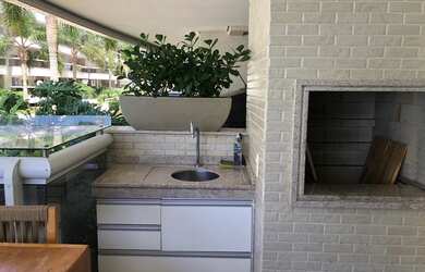 Imagem 11: Apartamento 3 suítes frente mar na Praia da Cachoeira. Alugamos por diaria